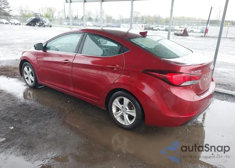2016 Hyundai Elantra Value Edition z USA, uszkodzony, nr VIN 5NPDH4AE3GH780889